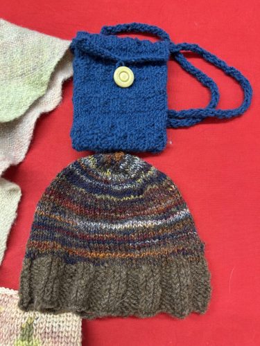 Heather's handspun handknit hat and purse