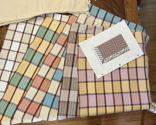 George’s tea towels with a variety of weft colors. 