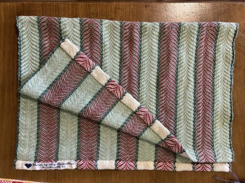 Elizabeths-holiday-towels