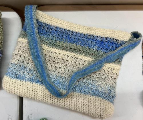 Heathers-crocheted-purse-with-her-handspun