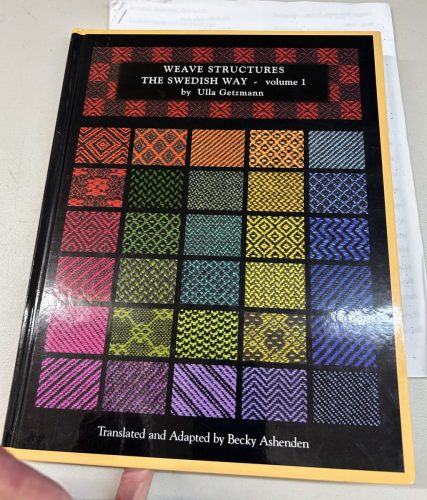 Kiirstens-Swedish-Weaving-reference-book